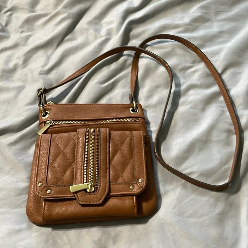💰Vegan leather crossbody bag NWOT - Picture 1 of 8